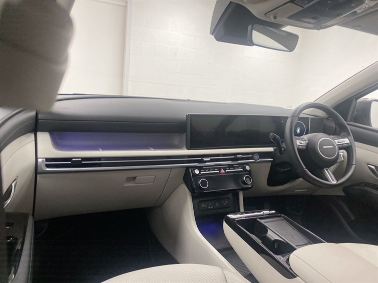 Used Hyundai TUCSON 2025 for sale - 77210603: Photo 2