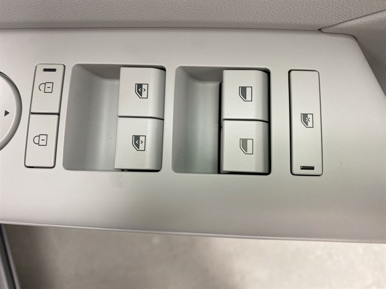 Used Hyundai KONA 2025 for sale - 77755042: Photo 27