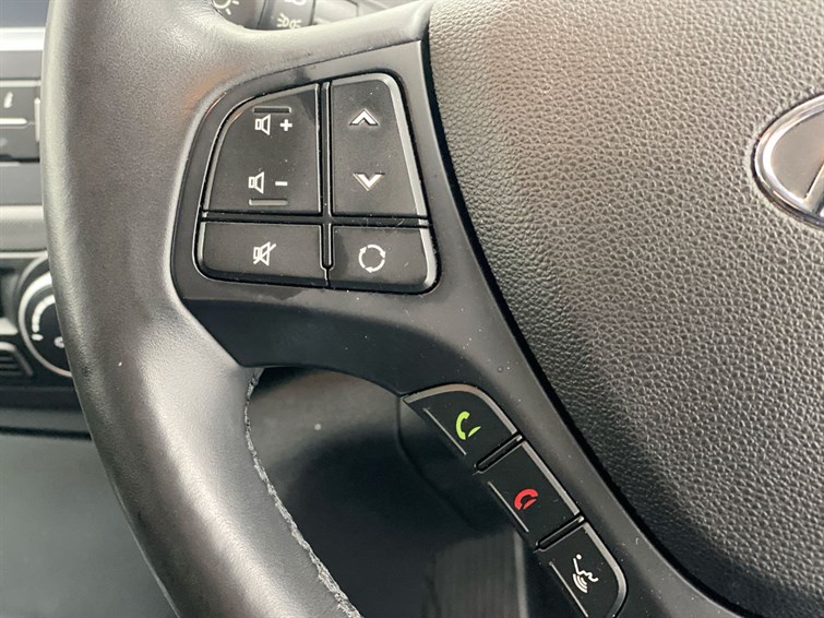 Used Hyundai i10 2019 for sale - 78088269: Photo 38