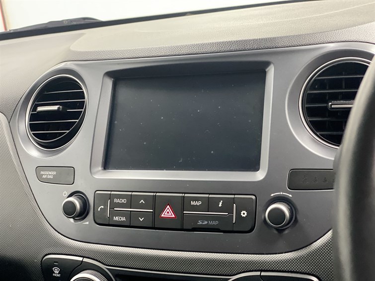 Used Hyundai i10 2019 for sale - 78088269: Photo 45