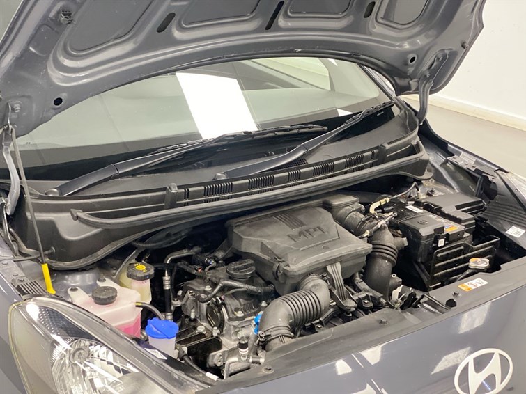 Used Hyundai i10 for sale - 77926745: Photo 31