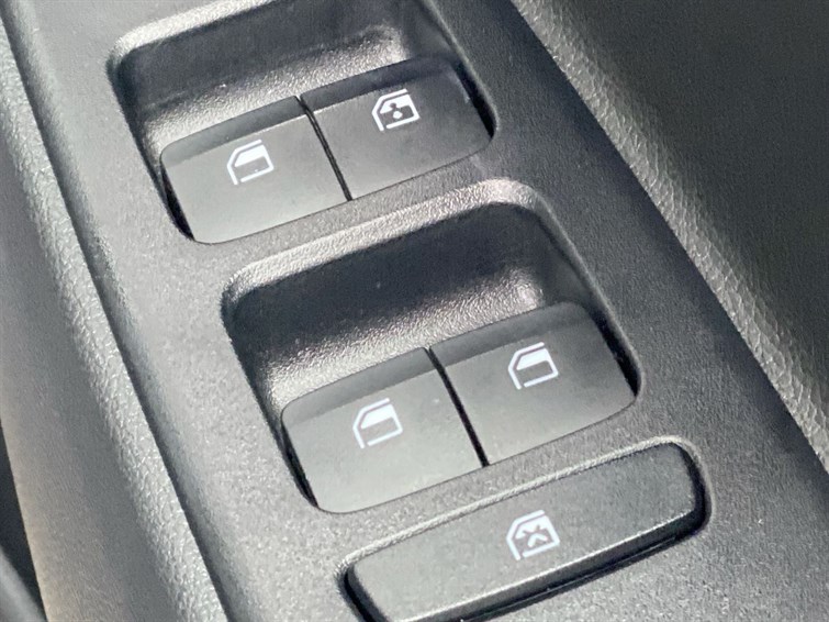 Used Hyundai i10 for sale - 77926745: Photo 34