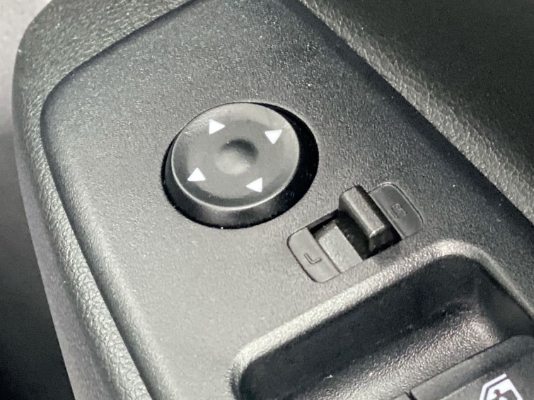 Used Hyundai i10 for sale - 77926745: Photo 35