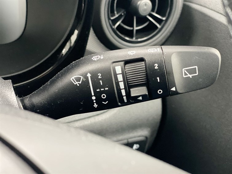 Used Hyundai i10 for sale - 77926745: Photo 42