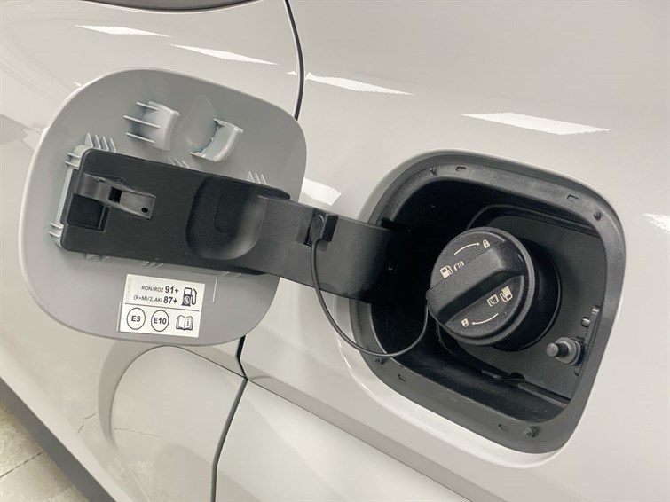 Used Hyundai KONA 2023 for sale - 77210648: Photo 28