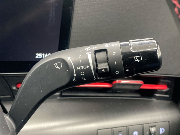 Used Hyundai KONA 2023 for sale - 77210648: Photo 42