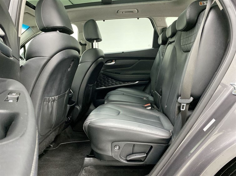 Used Hyundai Santa Fe 2018 for sale - 78081368: Photo 64