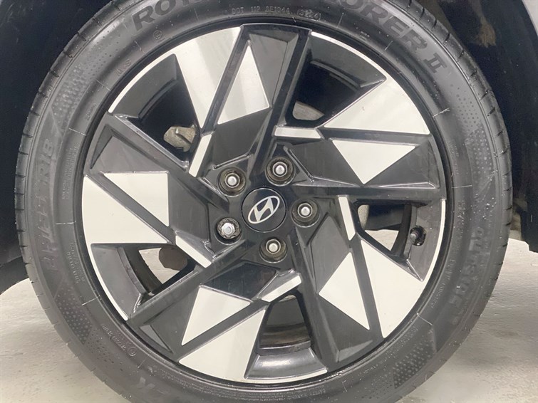 Used Hyundai KONA 2023 for sale - 77210553: Photo 9