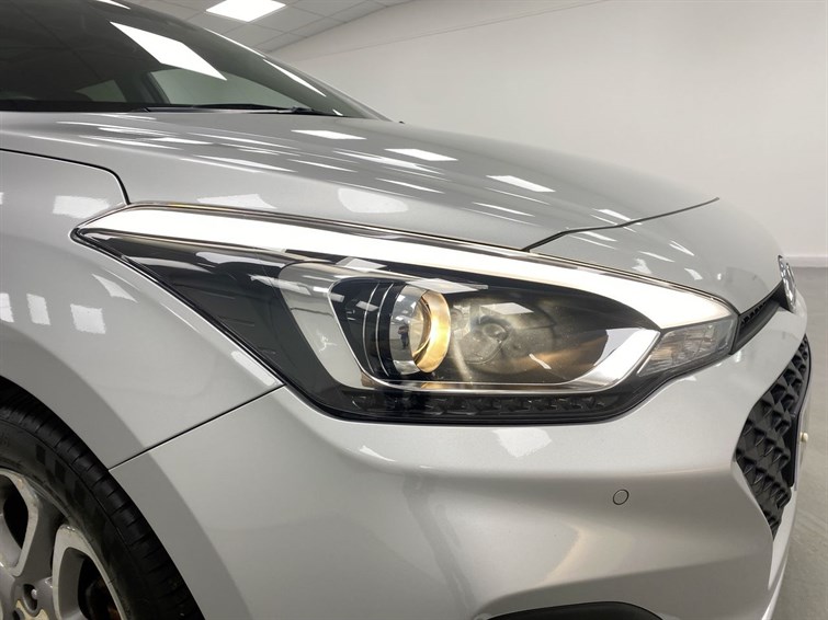 Used Hyundai i20 2018 for sale - 77280529: Photo 21