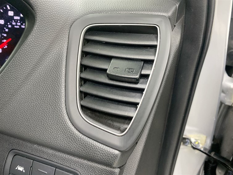 Used Hyundai i20 2018 for sale - 77280529: Photo 35