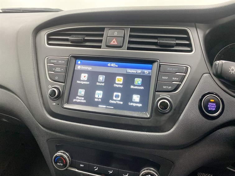 Used Hyundai i20 2018 for sale - 77280529: Photo 45