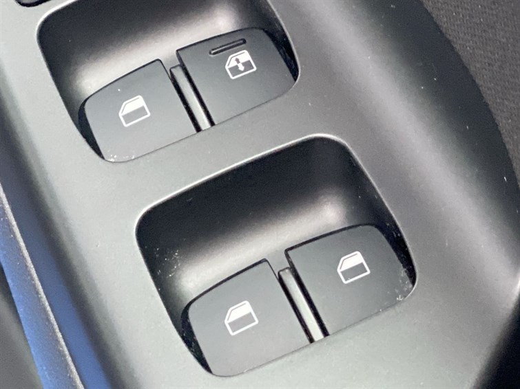 Used Hyundai KONA 2021 for sale - 77672818: Photo 34