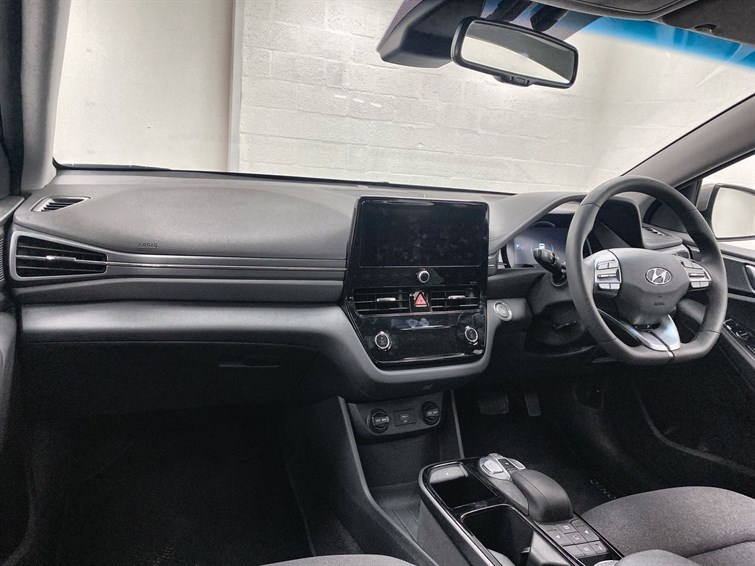 Used Hyundai IONIQ 2023 for sale - 77210451: Photo 2