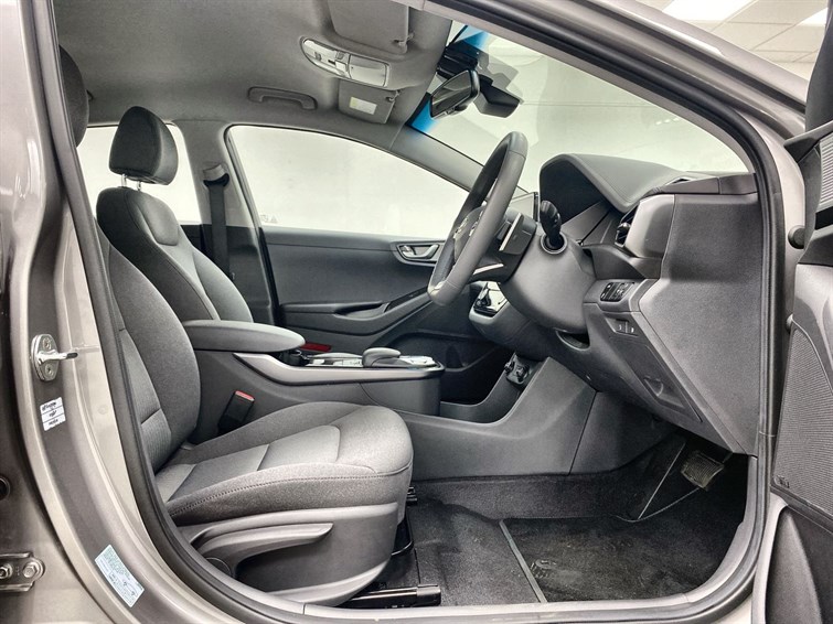 Used Hyundai IONIQ 2023 for sale - 77210451: Photo 32