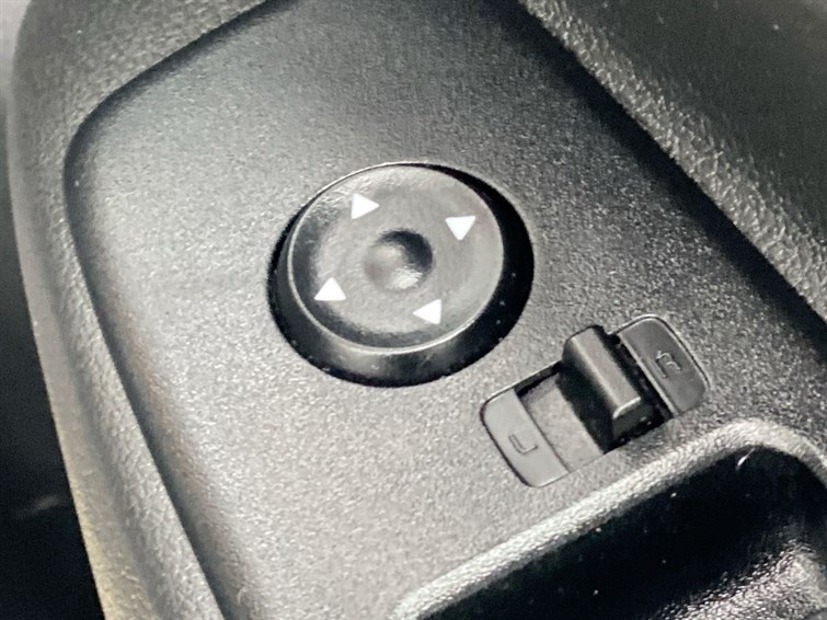 Used Hyundai i10 2023 for sale - 78081351: Photo 35