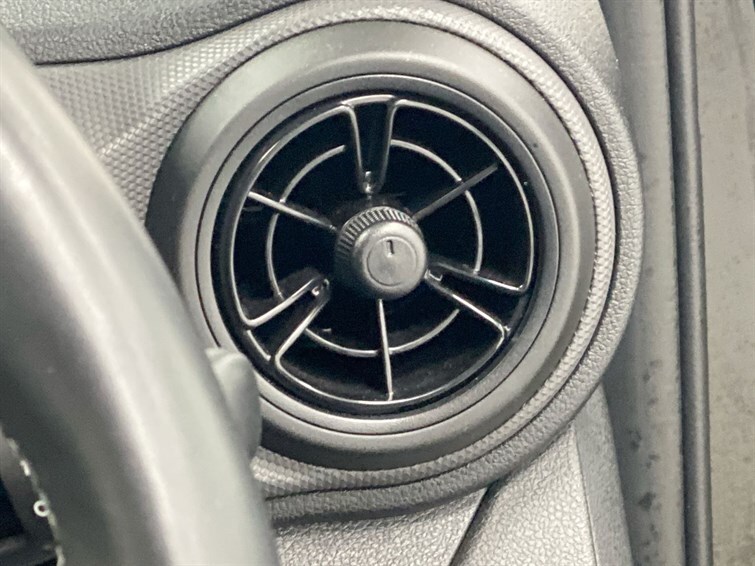 Used Hyundai i10 2023 for sale - 78081351: Photo 36