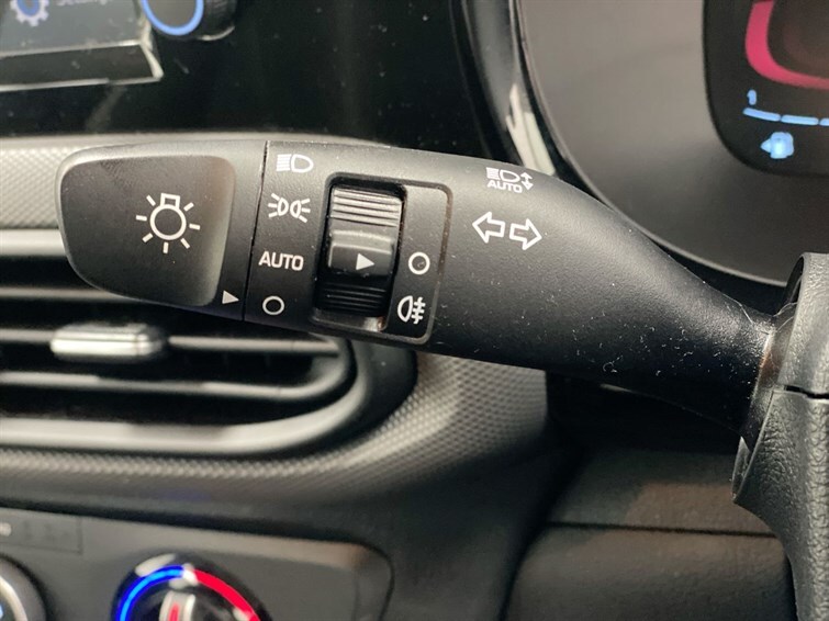 Used Hyundai i10 2023 for sale - 78081351: Photo 39