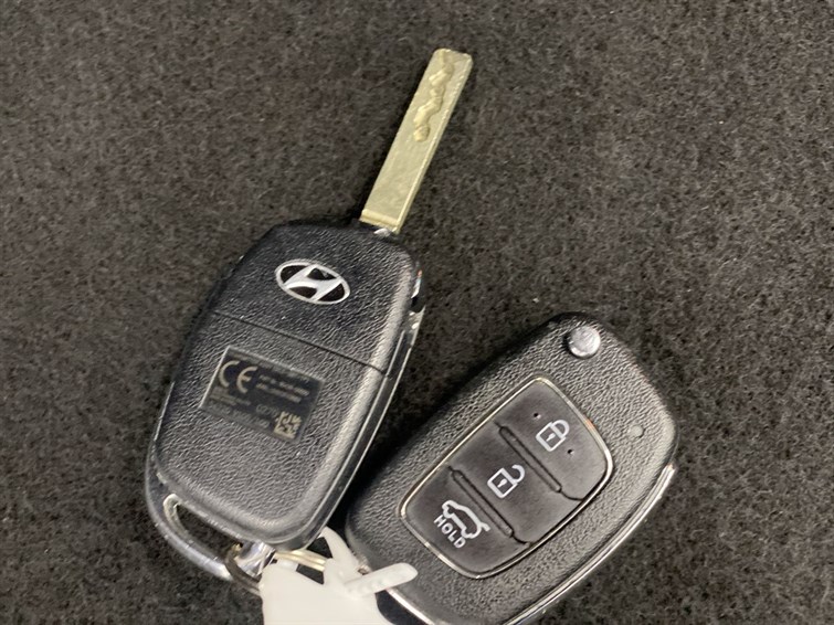 Used Hyundai i20 2021 for sale - 77427374: Photo 62