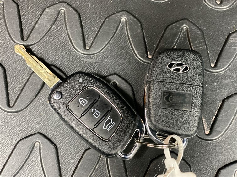 Used Hyundai i10 2022 for sale - 77840839: Photo 61