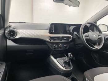 Used Hyundai i10 2020 for sale - 74863075: Photo