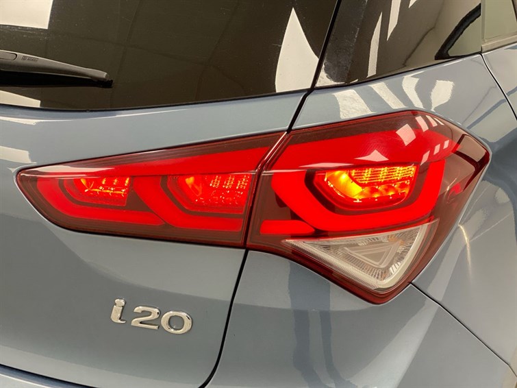 Used Hyundai i20 2017 for sale - 77346264: Photo 23