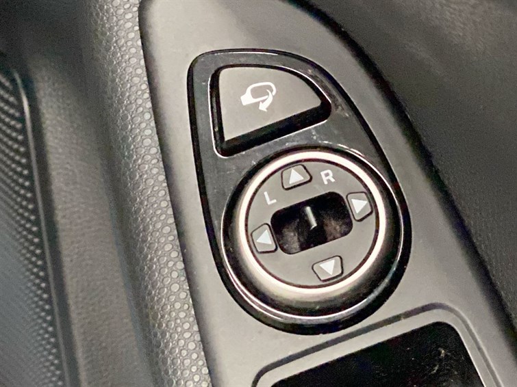 Used Hyundai i20 2017 for sale - 77346264: Photo 35