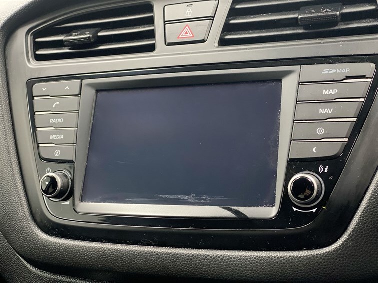 Used Hyundai i20 2017 for sale - 77346264: Photo 45