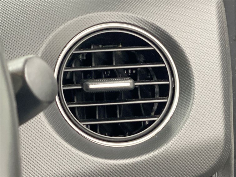 Used Hyundai i10 2019 for sale - 77346270: Photo 36