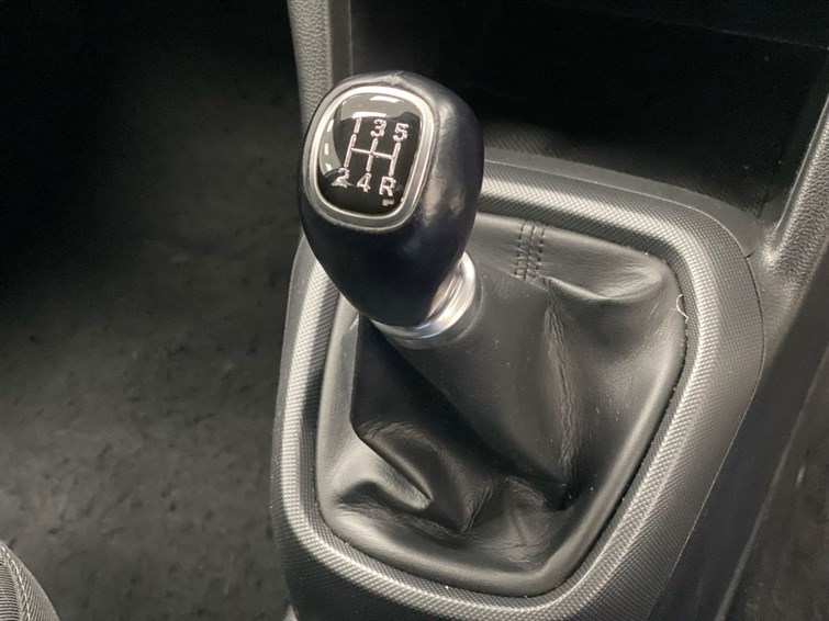 Used Hyundai i10 2019 for sale - 77346270: Photo 49