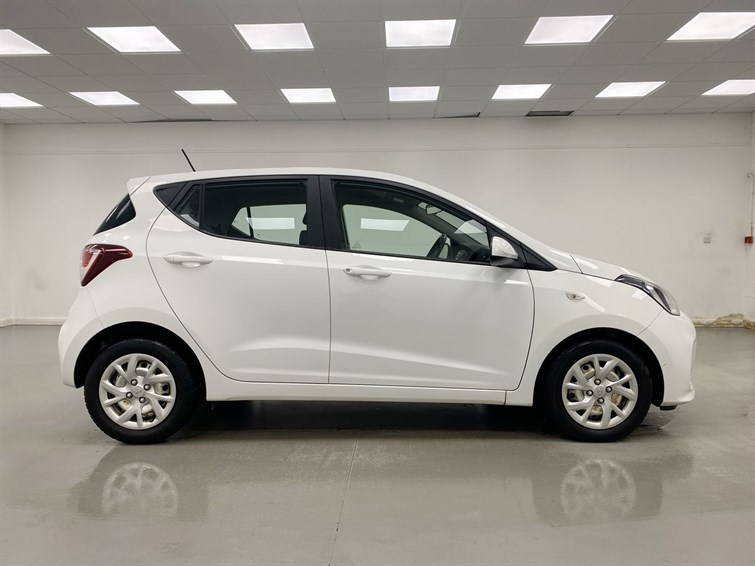 Used Hyundai i10 2019 for sale - 77346270: Photo 5
