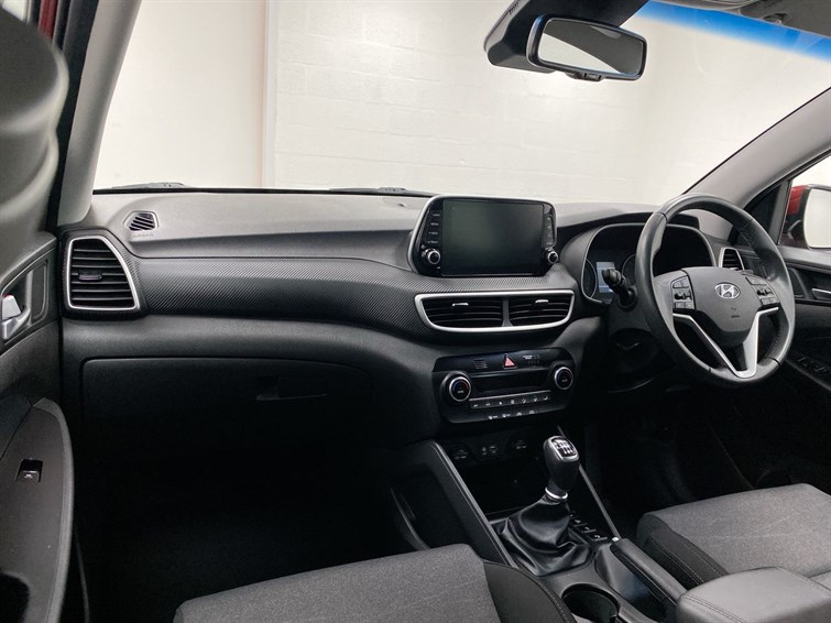Used Hyundai TUCSON 2019 for sale - 77210624: Photo 2