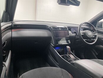 Used Hyundai TUCSON 2023 for sale - 77210645: Photo