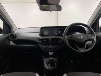 Used Hyundai i10 2023 for sale - 74910087: Photo