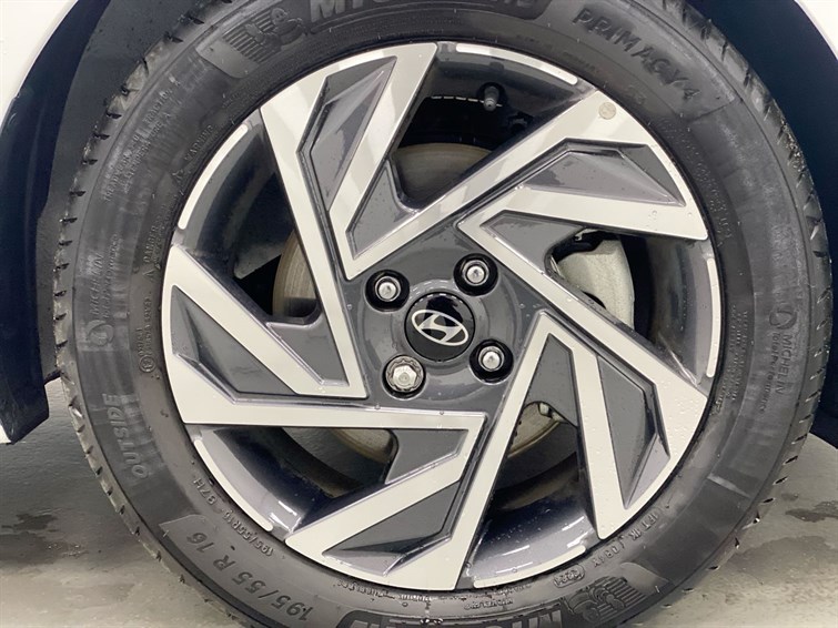 Used Hyundai i20 2024 for sale - 77210474: Photo 15