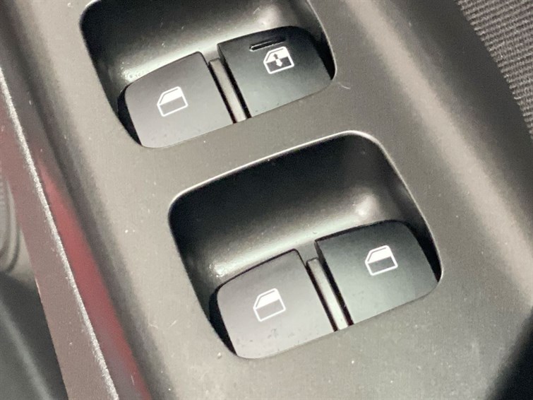 Used Hyundai KONA 2022 for sale - 77210508: Photo 34