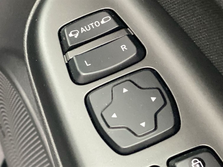 Used Hyundai KONA 2021 for sale - 78081396: Photo 35