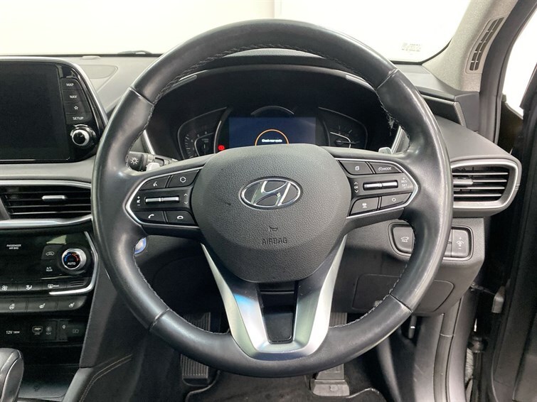 Used Hyundai Santa Fe 2018 for sale - 77539347: Photo 44
