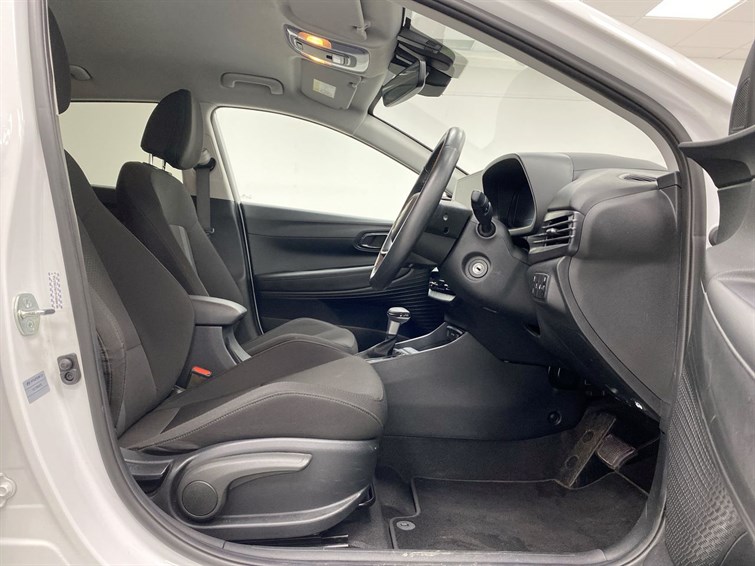 Used Hyundai i20 2024 for sale - 77210489: Photo 32