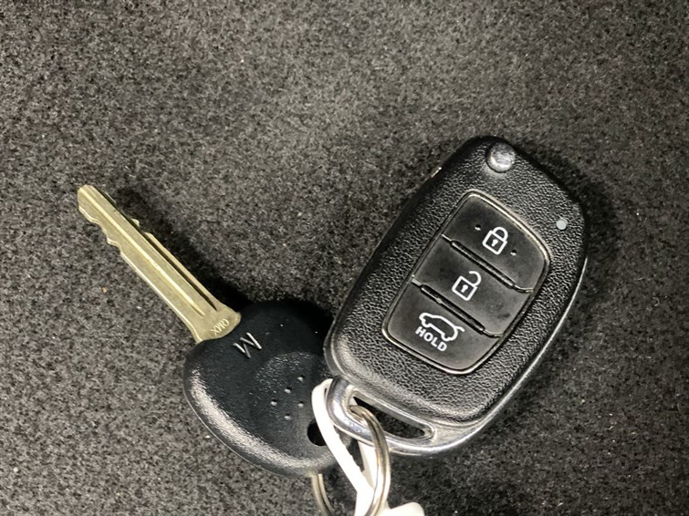 Used Hyundai i10 2022 for sale - 77539340: Photo 61