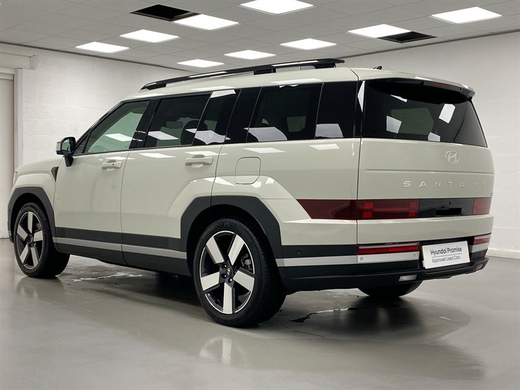 Used Hyundai Santa Fe 2025 for sale - 77372433: Photo 3