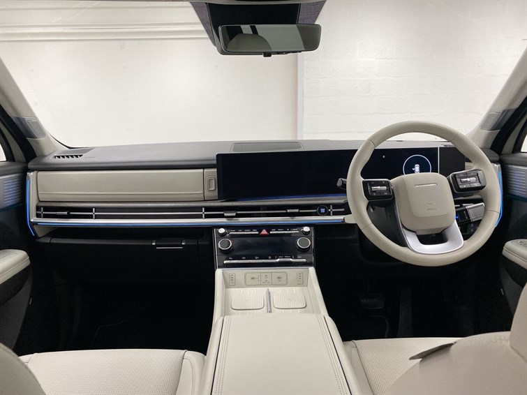 Used Hyundai Santa Fe 2025 for sale - 77372433: Photo 4