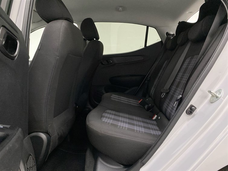 Used Hyundai i10 2024 for sale - 77359873: Photo 65