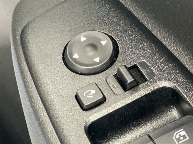 Used Hyundai i10 2023 for sale - 77672821: Photo 35