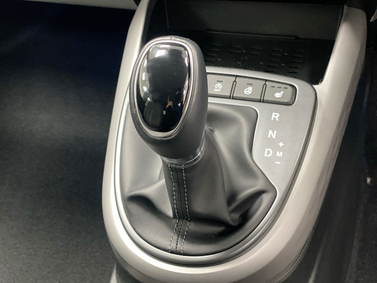 Used Hyundai i10 2023 for sale - 77672821: Photo 50