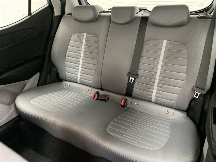 Used Hyundai i10 2023 for sale - 77672821: Photo 8