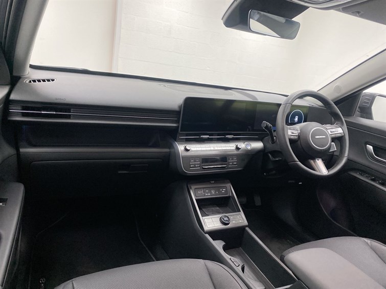 Used Hyundai KONA 2025 for sale - 78081376: Photo 2