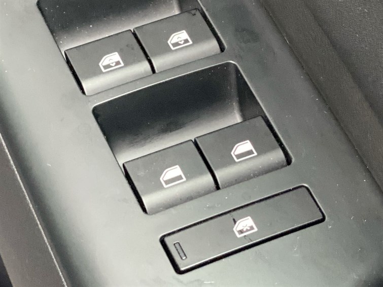 Used Hyundai KONA 2025 for sale - 78081376: Photo 34