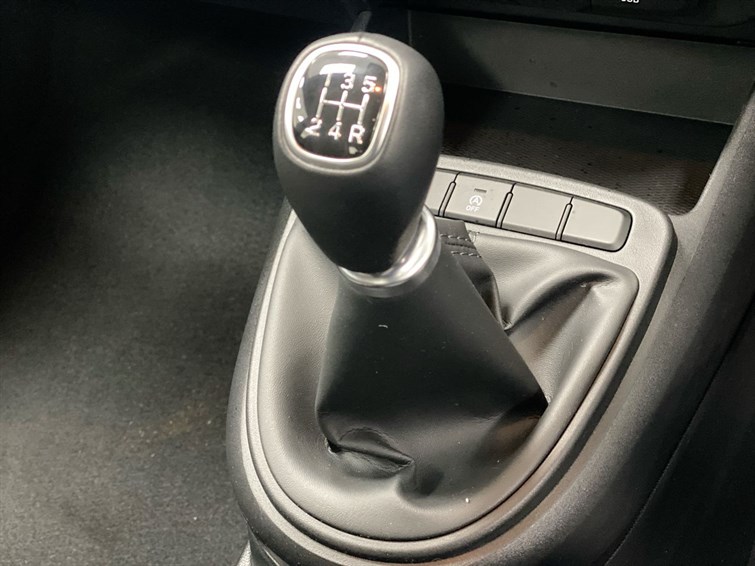 Used Hyundai i10 2023 for sale - 77926744: Photo 49