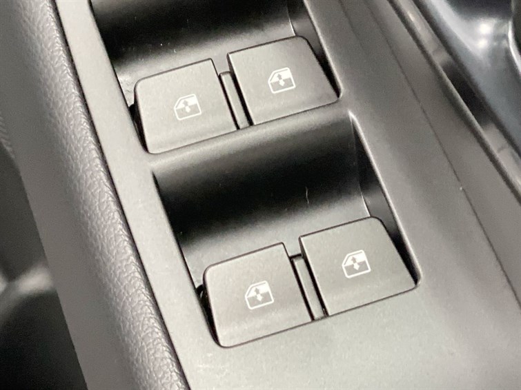 Used Hyundai i30 2023 for sale - 77239232: Photo 34