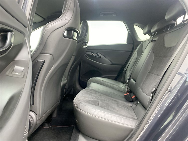 Used Hyundai i30 2023 for sale - 77239232: Photo 65